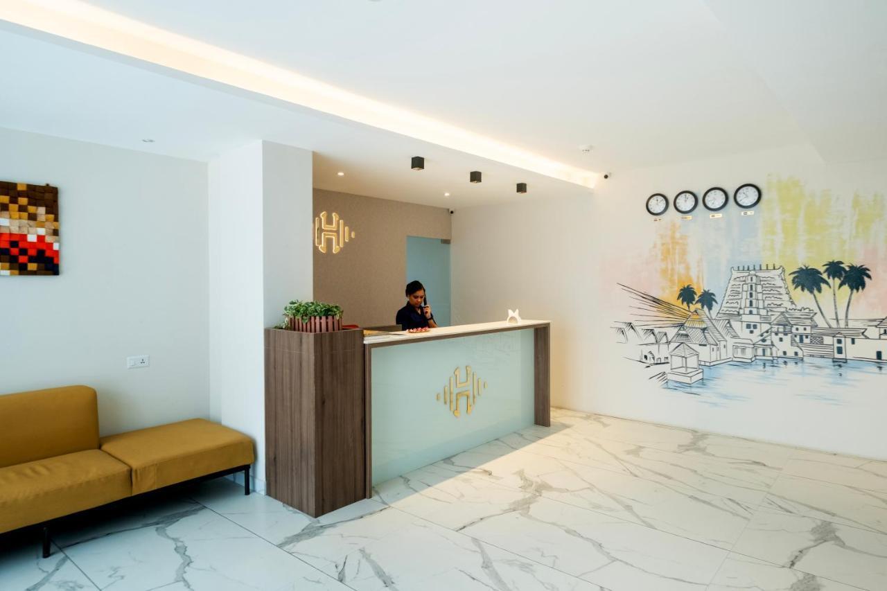 The Heartland Business Hotel, Trivandrum Thiruvananthapuram Buitenkant foto